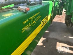2766110