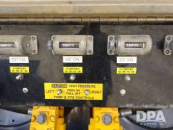 2764043