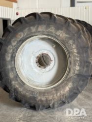 2779900
