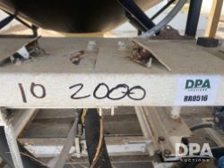 2807893