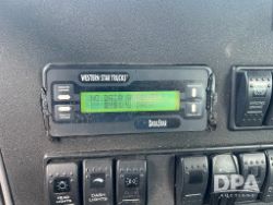 2808857