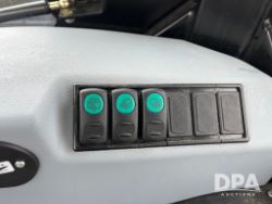 2817049