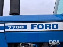 2819083