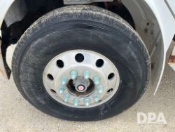 2823674