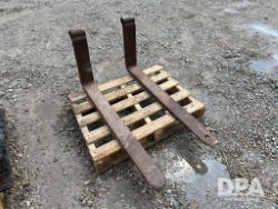 2823890
