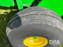 2825429