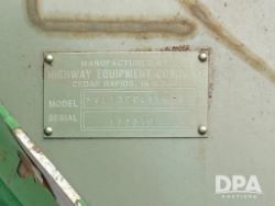 2827404