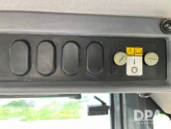2827656