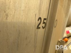 2830472