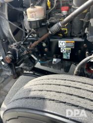 2832105