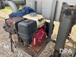 2833046