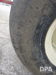 2833557