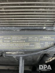 2842404
