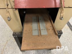 2842571