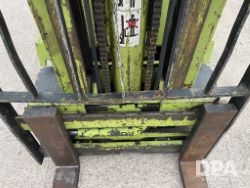 2842867
