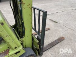 2842870