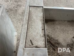 2842977