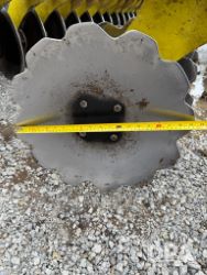 2843298