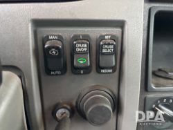 2843864