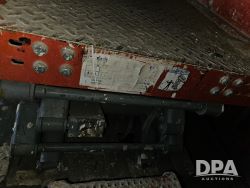 2851831