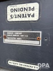 2842438