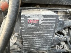 2852842