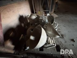 2854542