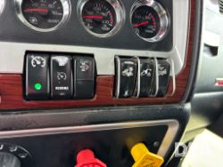 2856827