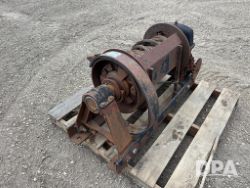 2857560