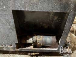 2857623