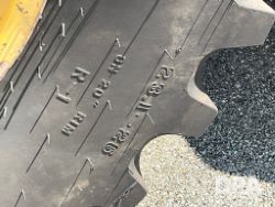 2864427