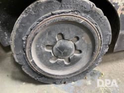 2877406