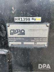 2883560