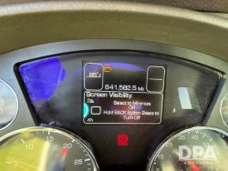 2883927