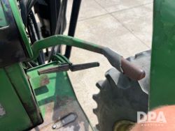 2885596