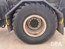 2898316