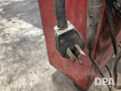 2898633