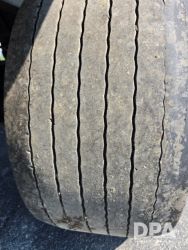 2921825