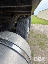 2923682