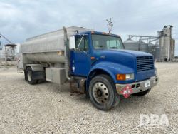 2943527