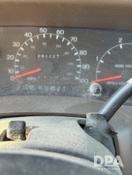 2952572