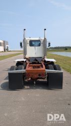 2956416