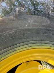 2957048