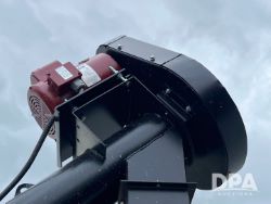 2958900