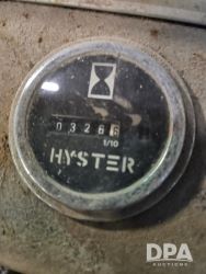 2963588