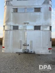 2963858