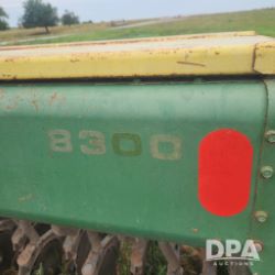 2963892